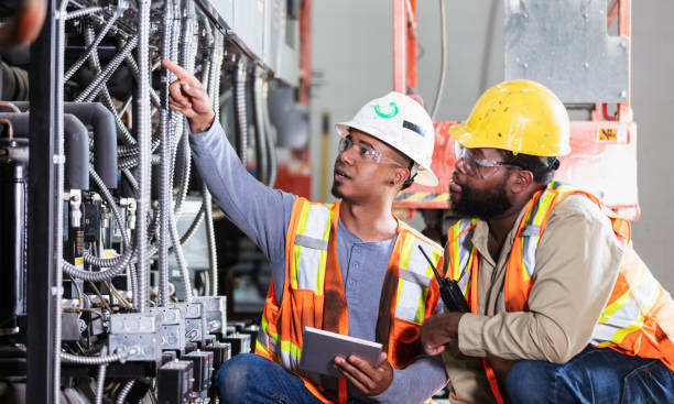 Best Circuit Breaker Repair  in Hawaiian Gardens, CA
